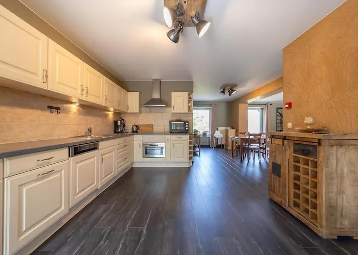 Charming In Rural Setting With Sauna Holiday home